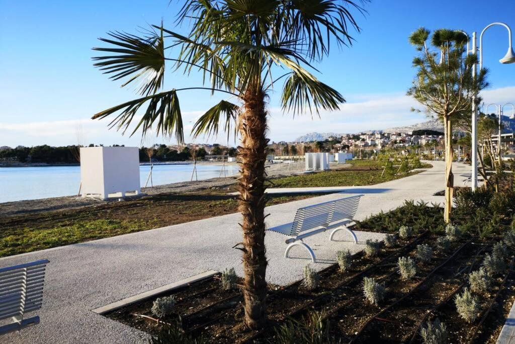 Apartment In Near The Sea, River & Mountain Between Omis & Split Podstrana